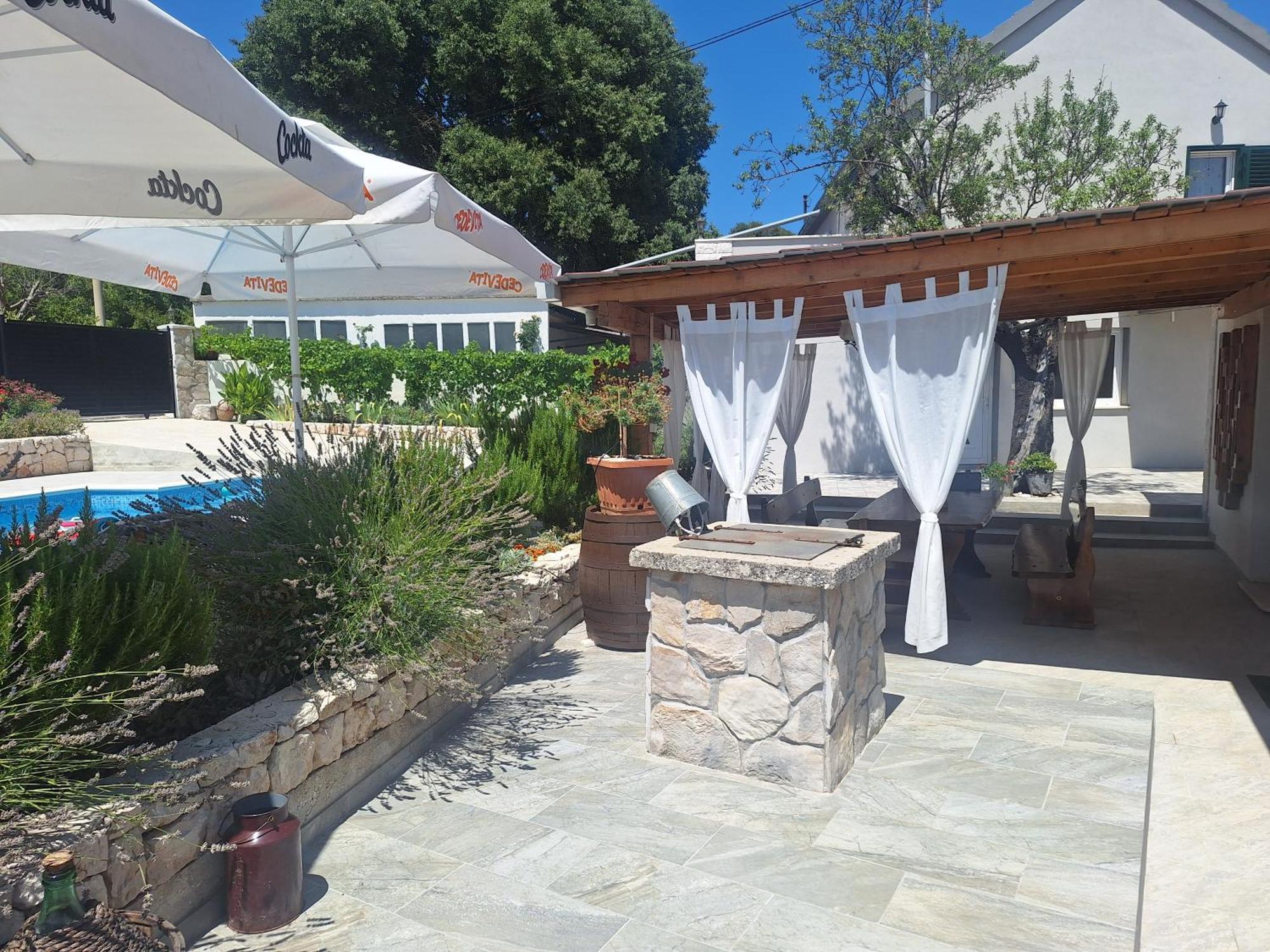 Holiday House Daisy Prapatnica Exterior foto